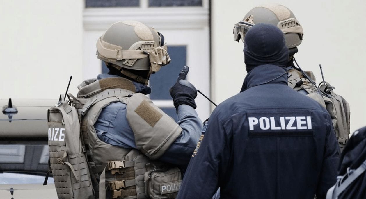 القبض على لاجئ سوري في ألمانيا بعد اتهامه بالإنتماء إلى داعش