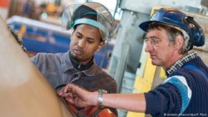 اللاجئون يحتلون المرتبة 1 في امتحان العمل اللاجئون يحتلون المرتبة 1 في امتحان العمل