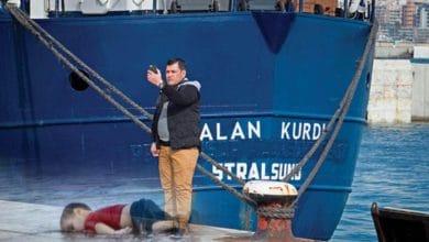 والد الطفل آلان كردي يرغب بالإنضمام لسفينة إنقاذ لاجئين تحمل اسم طفله