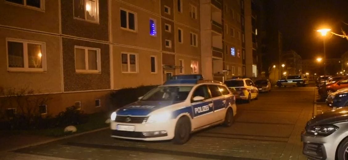 ألمانيا شاب وشابة سوريان يسقطان من الطابق الرابع ... و الشرطة تعتقل سوري آخر مشتبه به