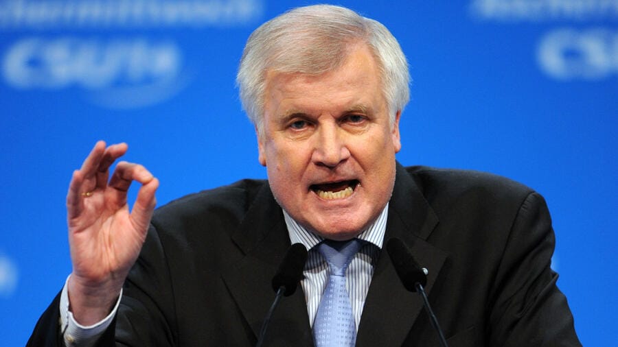 ألمانيا : وزير الداخلية هورست زيهوفر يطالب بإصلاح سياسة اللجوء الأوروبية