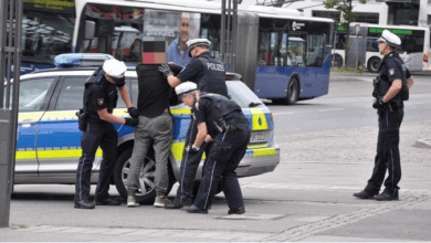 ألمانيا لاجئ سوري يواجه تهم بشغل منصب قيادي بـ”داعش”... والتفاصيل