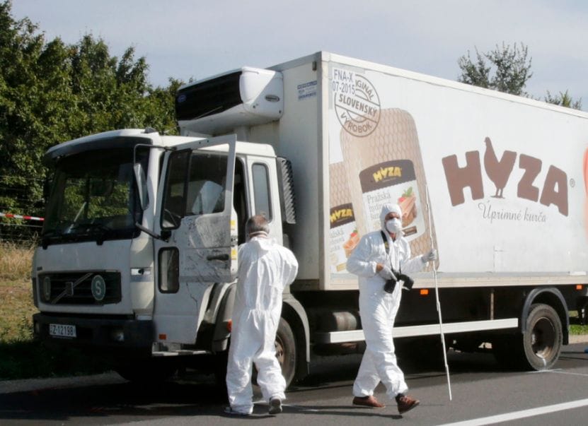 العثور على شاحنة مبرّدة تقل 40 مهاجر في النمسا