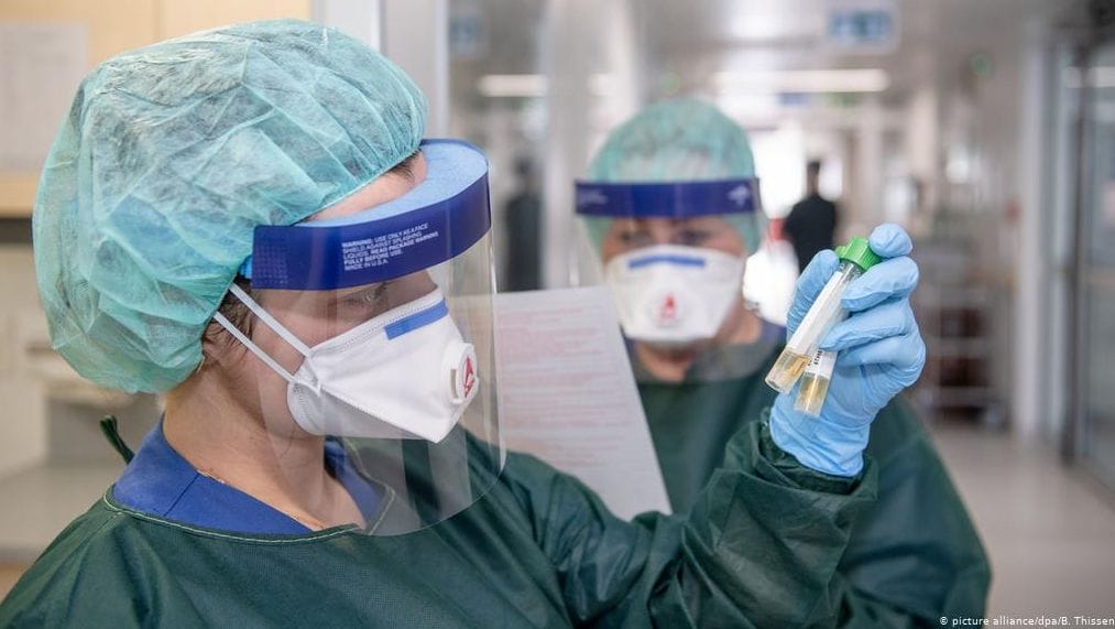 المانيا تسجل اول إصابة من طفرة فيروس كورونا الافريقية لاسرة عائدة من هناك المانيا تسجل اول إصابة من طفرة فيروس كورونا الافريقية لاسرة عائدة من هناك